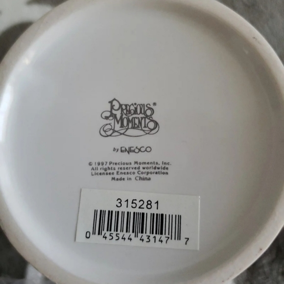 Precious Moments Angel of Mercy Mug - Picture 4 of 5